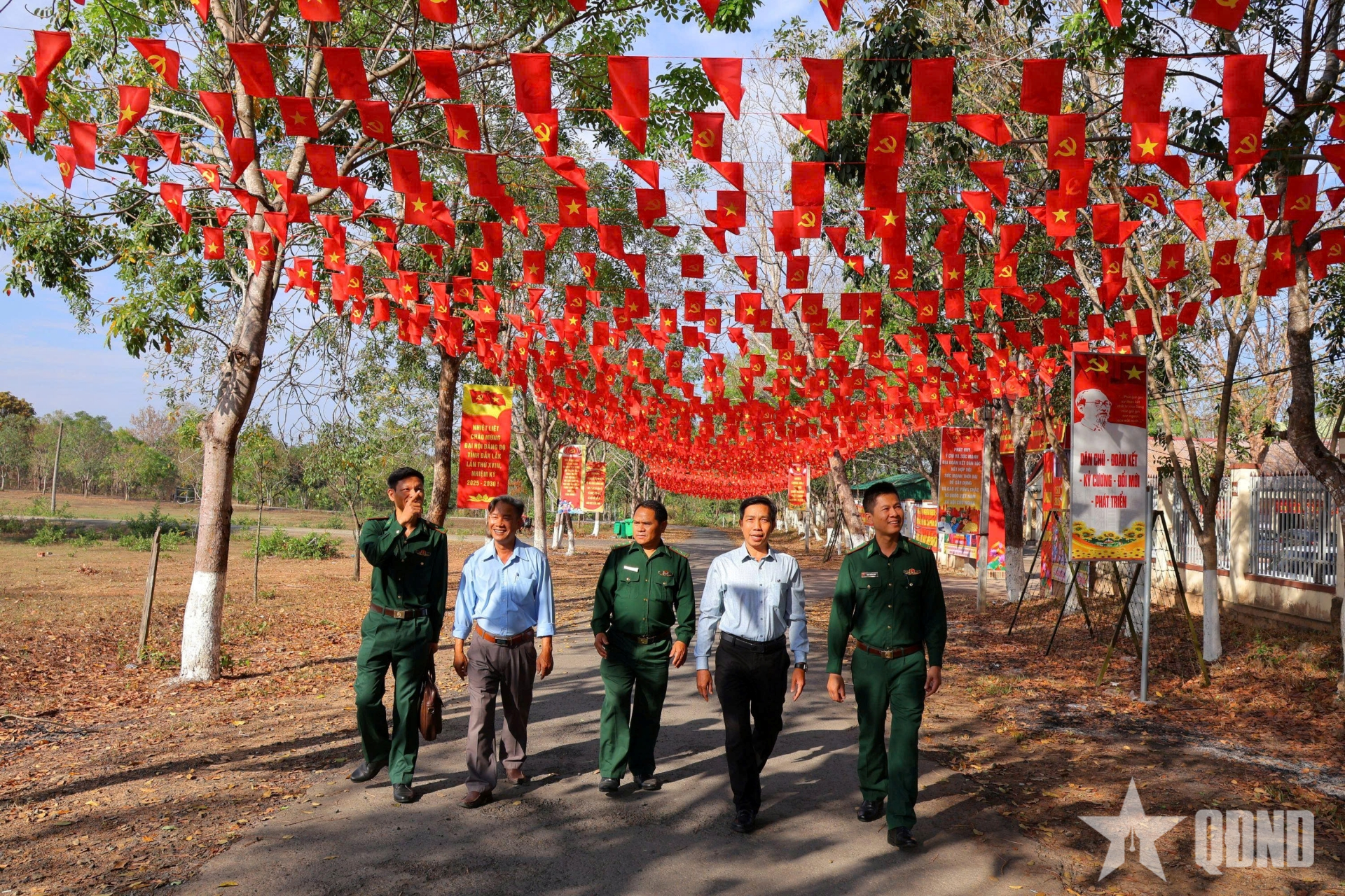 Đồng bào dân tộc thiểu số tỉnh Đắk Lắk hướng về ngày bầu cử